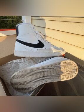 Nike Sneakers White black swoosh